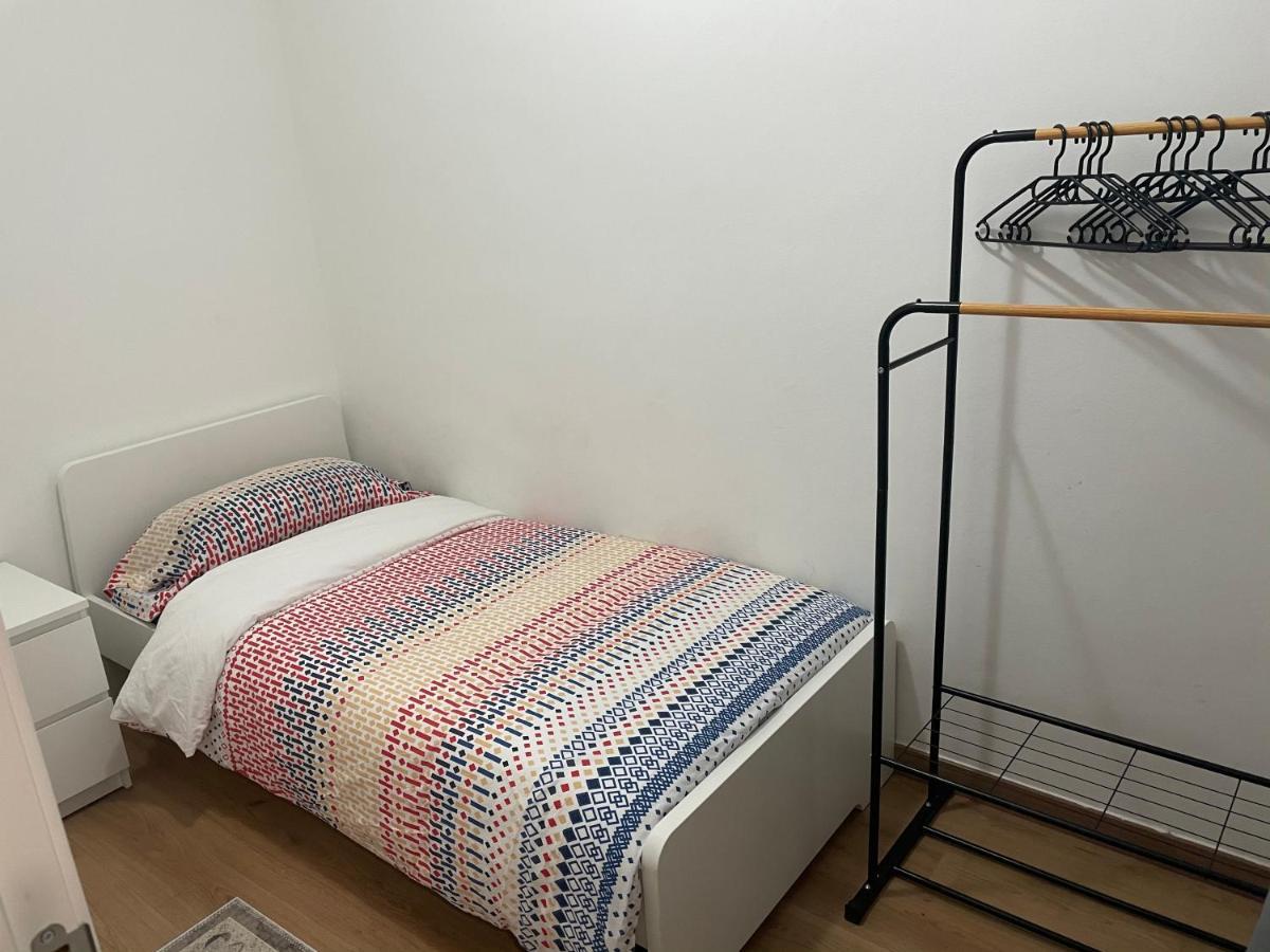 Kaylapart Aparthotel L'Hospitalet de Llobregat Esterno foto