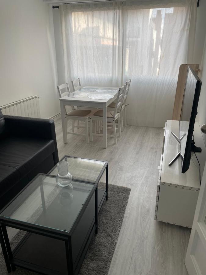Kaylapart Aparthotel L'Hospitalet de Llobregat Esterno foto